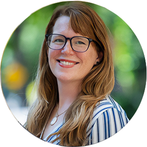 Headshot of Lydia Dawson